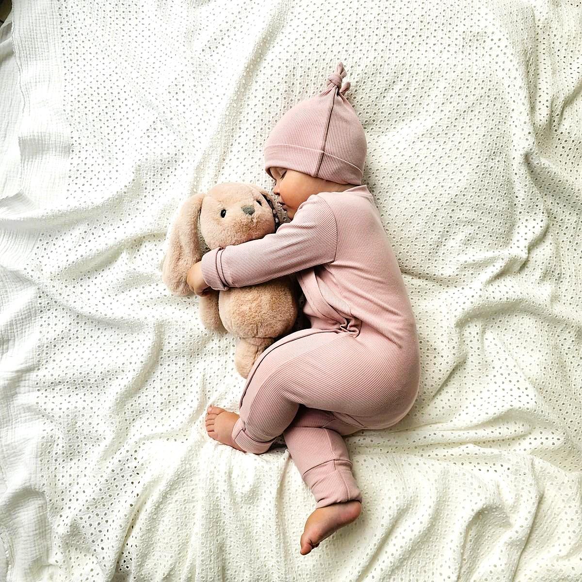 ROMPER & BEANIE SET - PINK