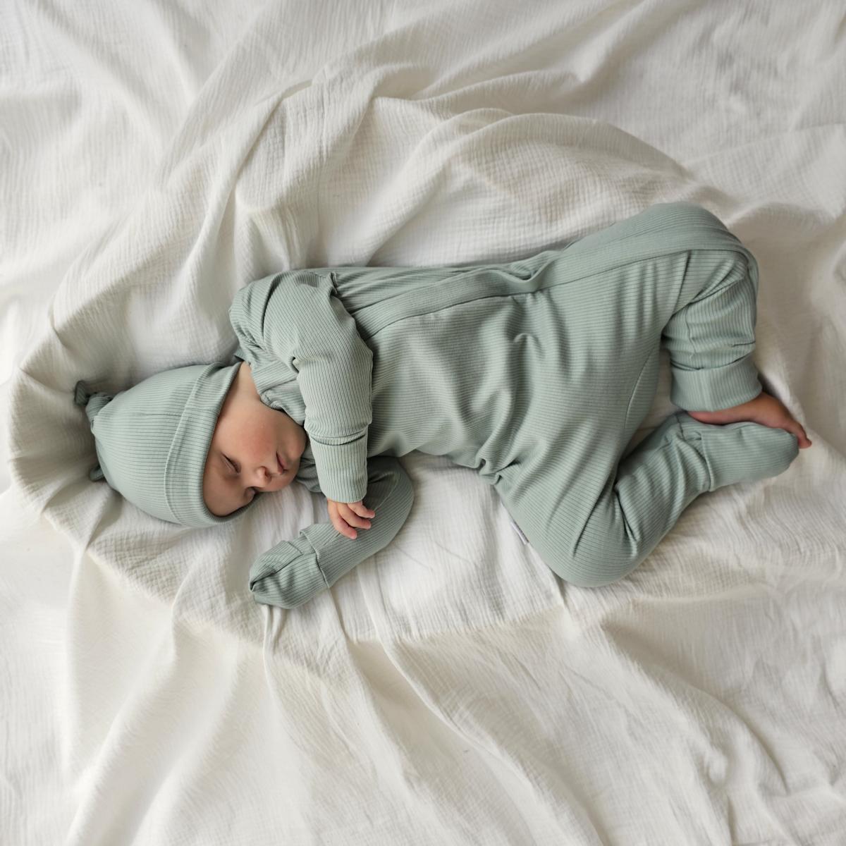 ROMPER & BEANIE & HAIRBAND SET OF 3 - SAGE GREEN