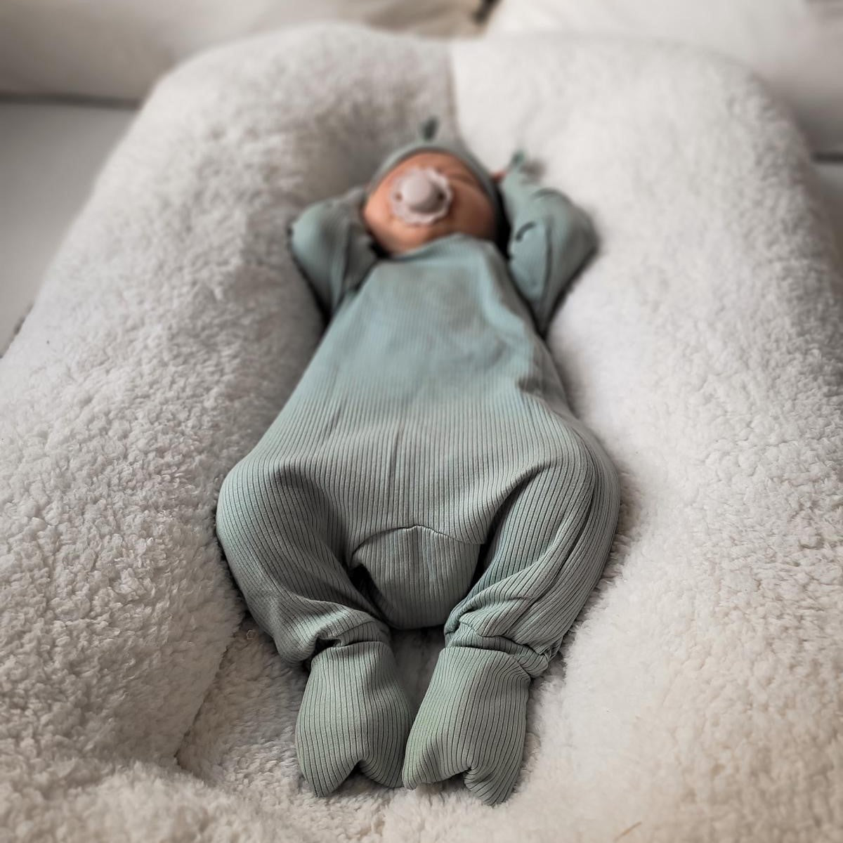 ROMPER & BEANIE & HAIRBAND SET OF 3 - SAGE GREEN