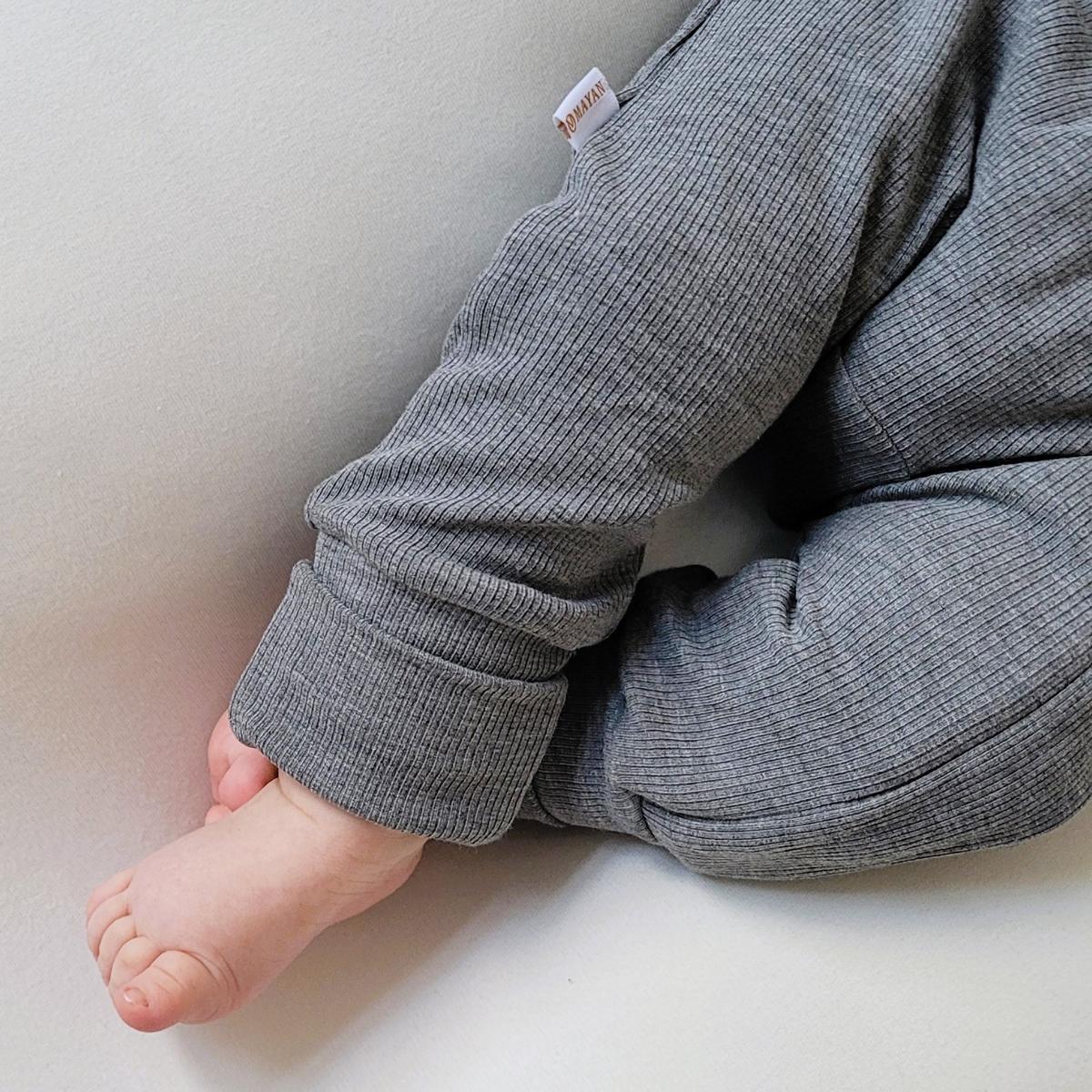 ROMPER & BEANIE GIFT SET - GREY