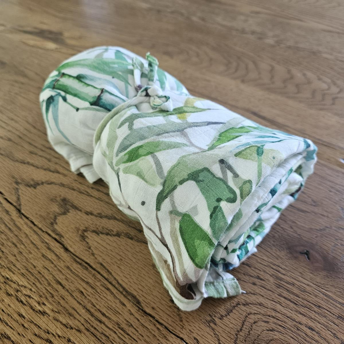 MUSLIN BLANKET BAMBOO LEAVES