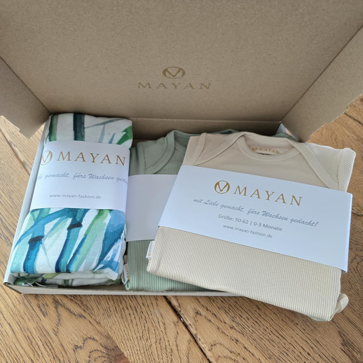 SUMMER SET (2 x body`s & muslin blanket)