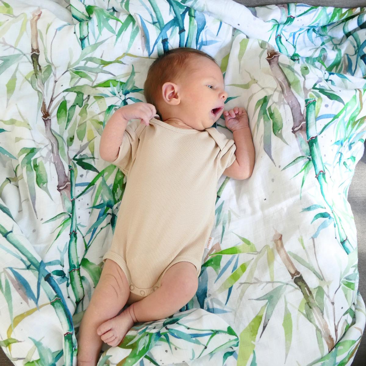 MUSLIN BLANKET BAMBOO LEAVES