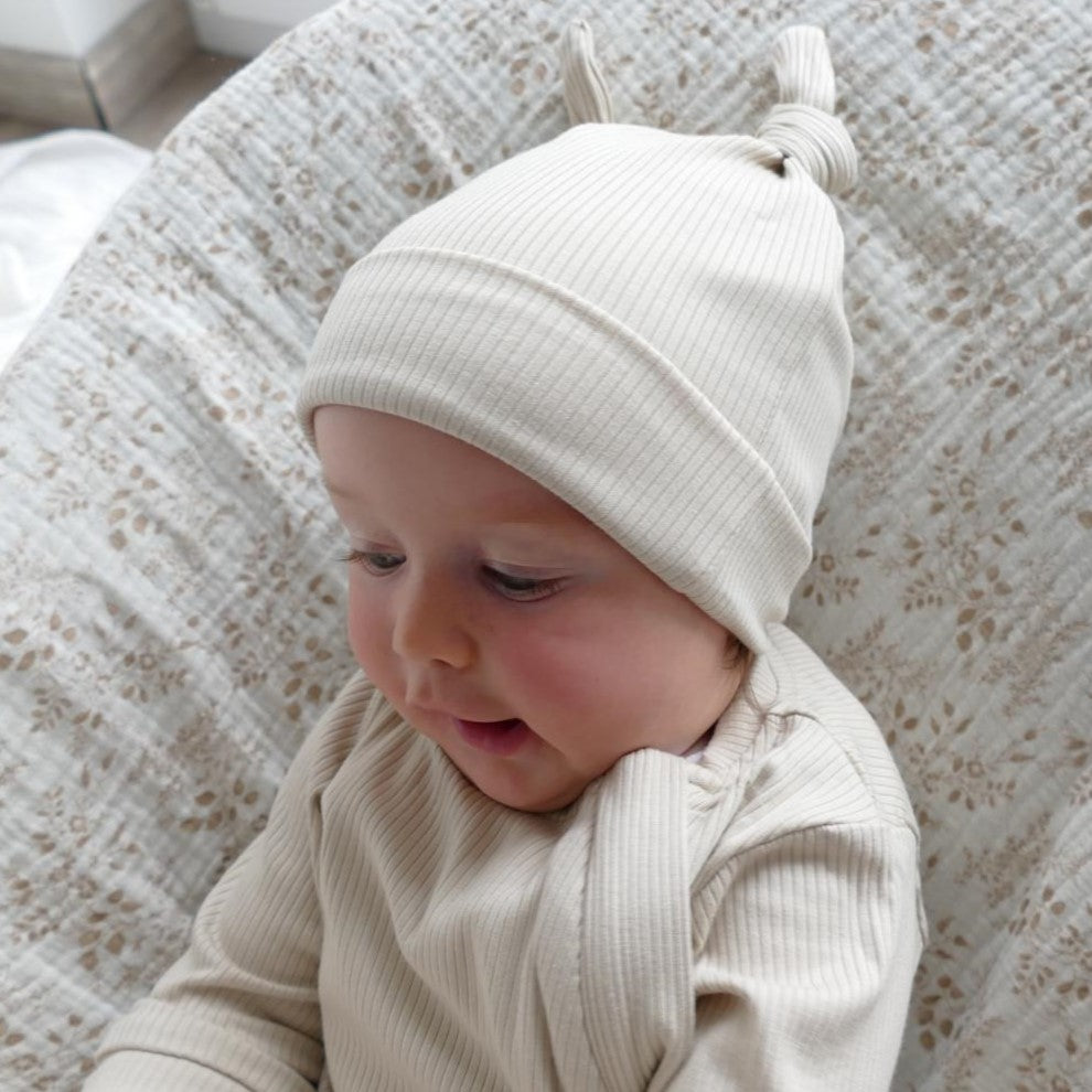 ROMPER & BEANIE GIFT SET - LIGHT BEIGE