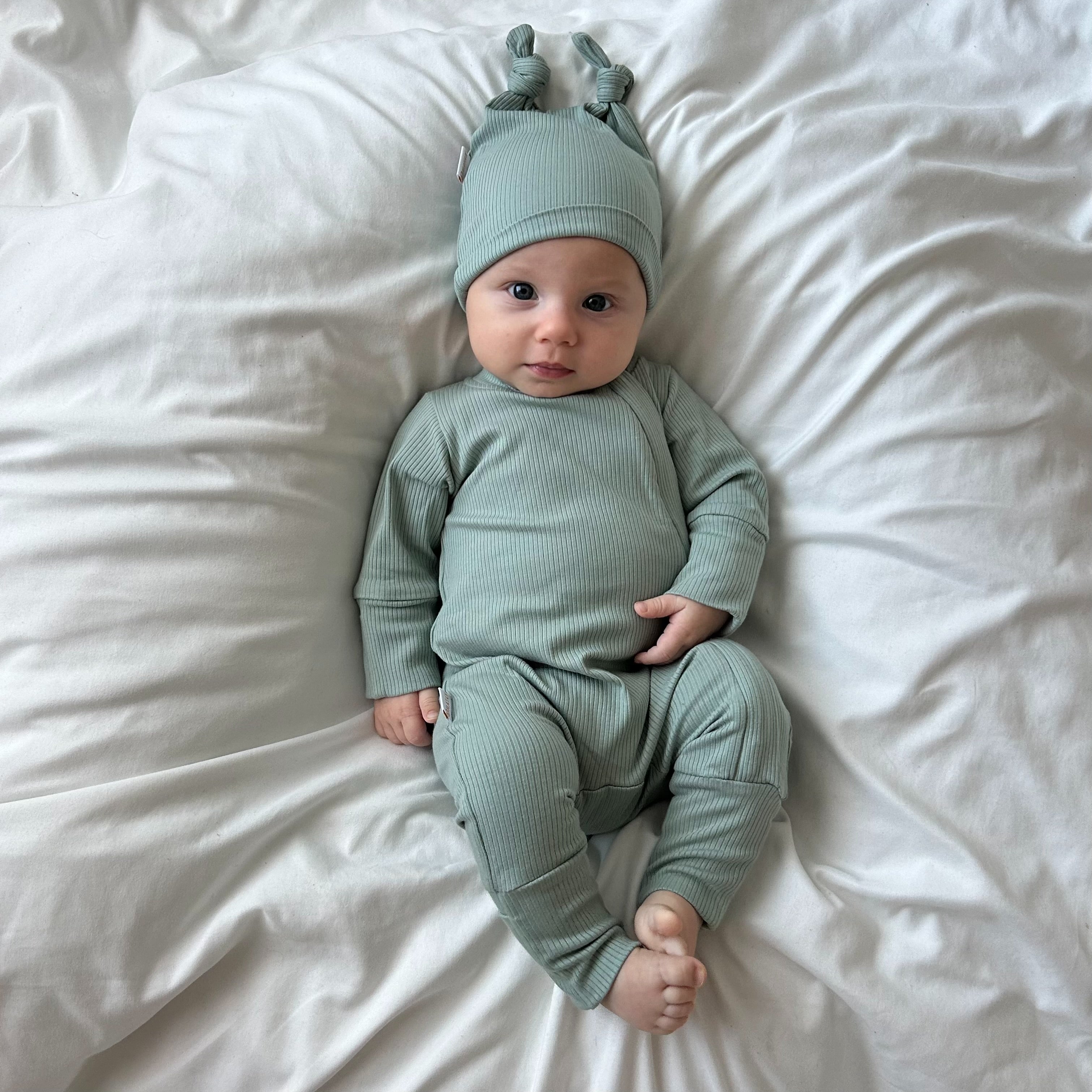 ROMPER & BEANIE SET - SAGE GREEN