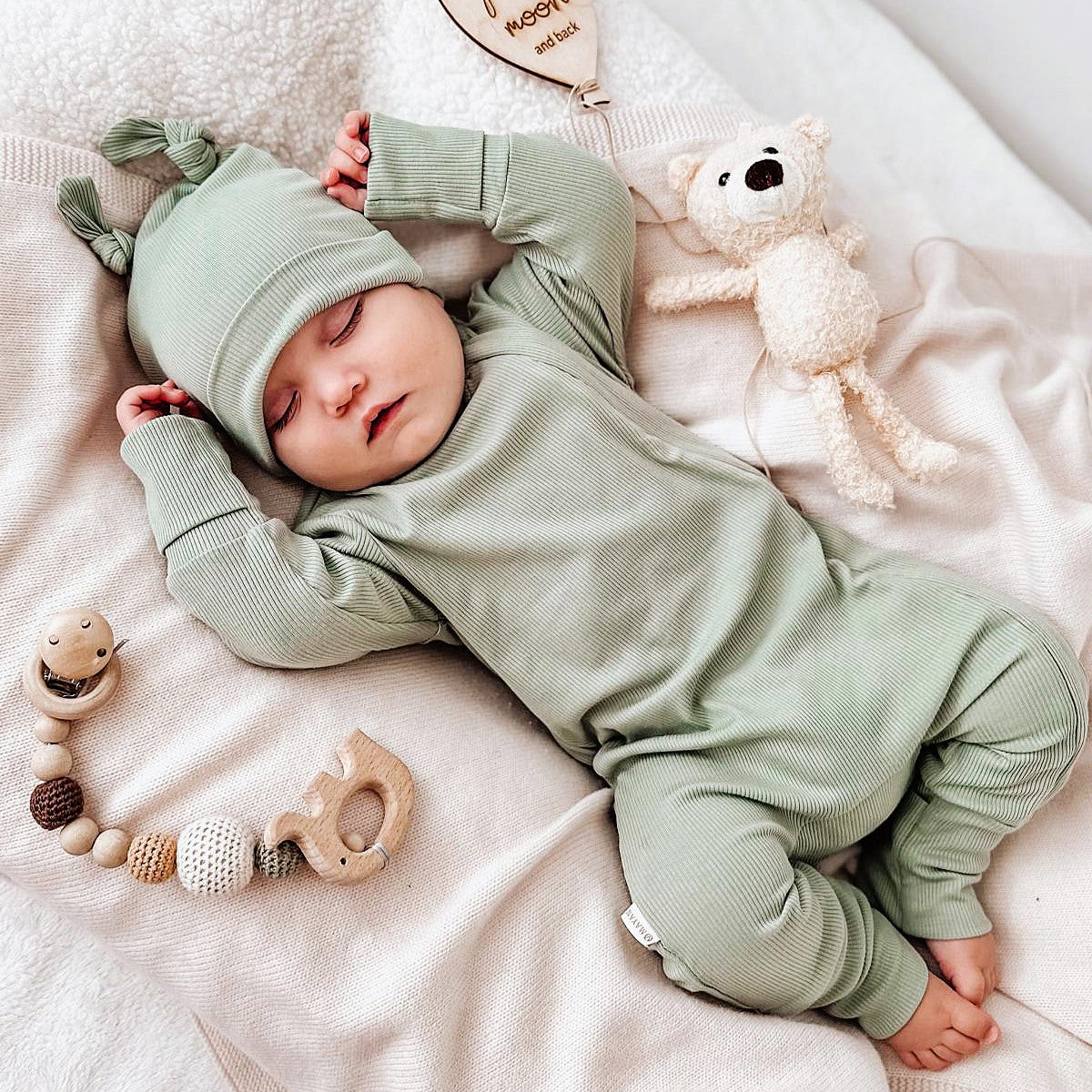 ROMPER & BEANIE SET - OLIVE