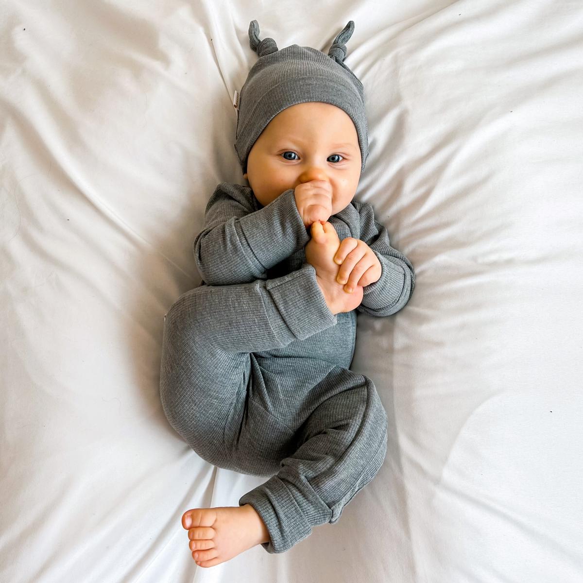 BEANIE HAT - GREY