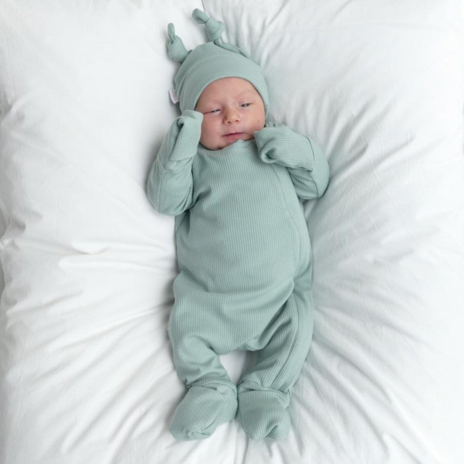 ROMPER & BEANIE & HAIRBAND 3-piece gift set - SAGE