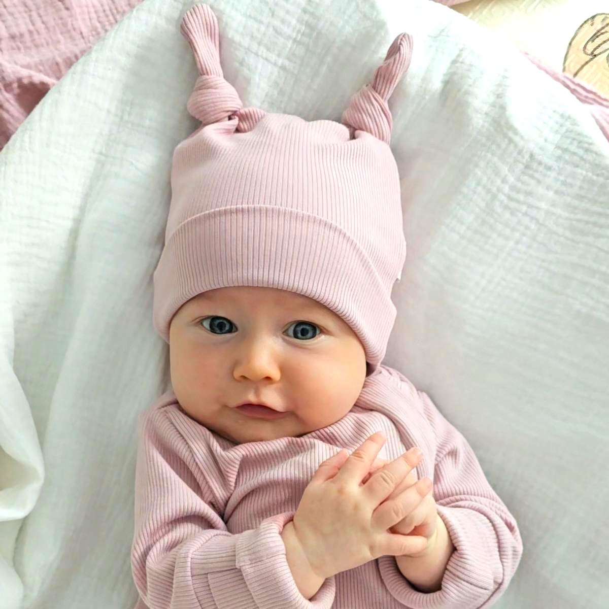 ROMPER & BEANIE & HAIRBAND SET OF 3 GIFT SET - PINK