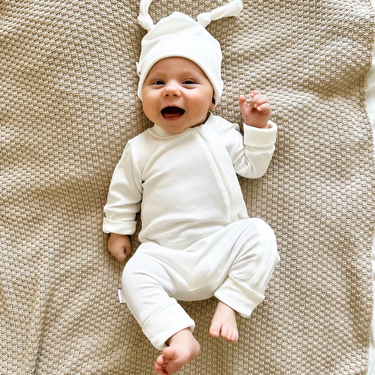 ROMPER &amp; BEANIE SET - WHITE