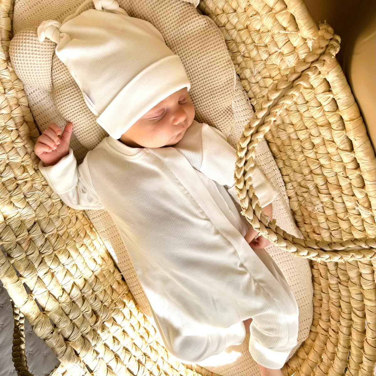 ROMPER &amp; BEANIE &amp; HAIRBAND 3-piece gift set - WHITE