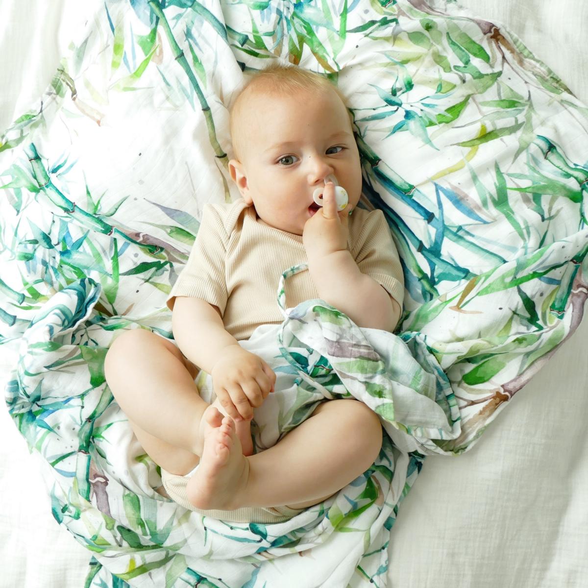 MUSLIN BLANKET BAMBOO LEAVES